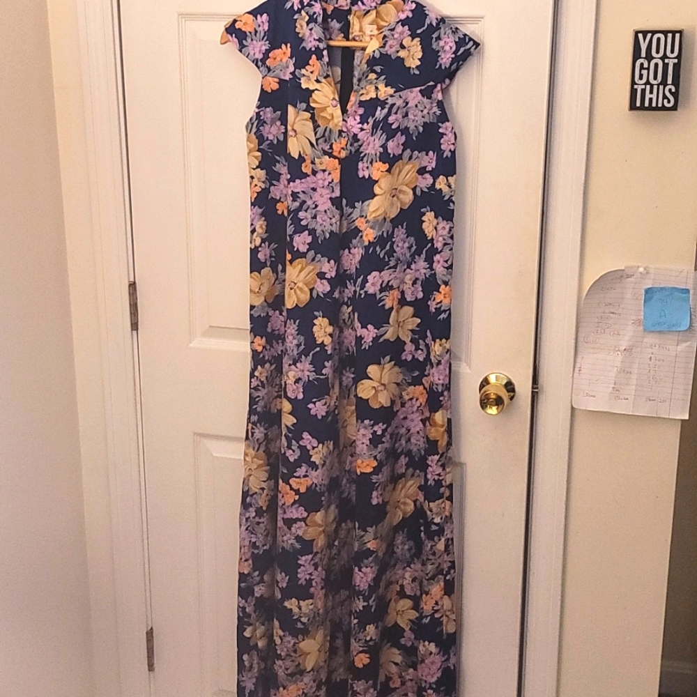 Vintage Sears Hawaiian Fashions Long Floral Muumuu Dress Size 7 100% Polyester
